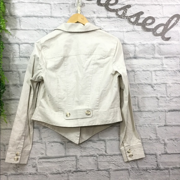 CAbi Ruffles Jacket - Picture 3 of 6